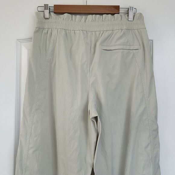 Athleta Trekkie High Rise Parachute Pants Womens Size 10 Cream Wide Leg Outdoors - Picture 5 of 12